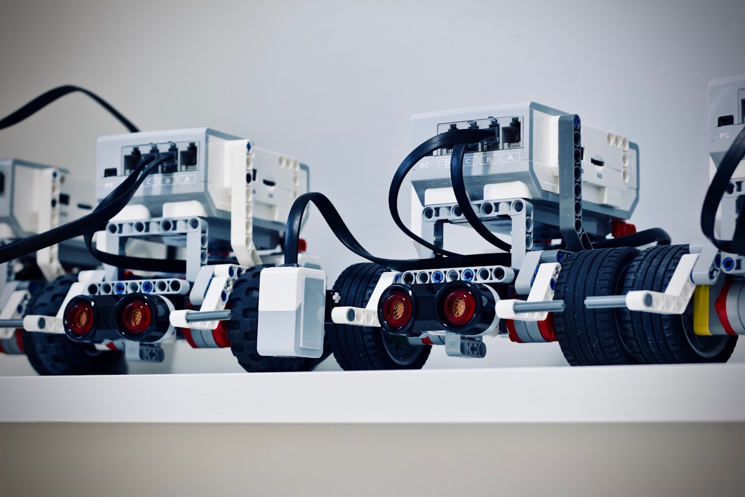 10 Reasons Why Robotics Shapes Tomorrow’s Innovators